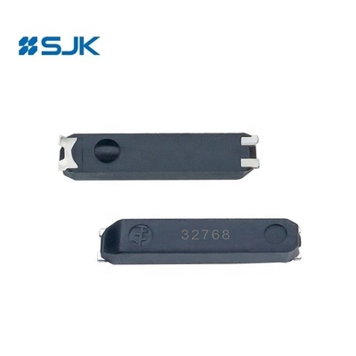 Stabile 7M 32.768KHZ SJK SMD 7015 Tuning Fork Serie di cristalli Capacità di carico Cl 12.5pF